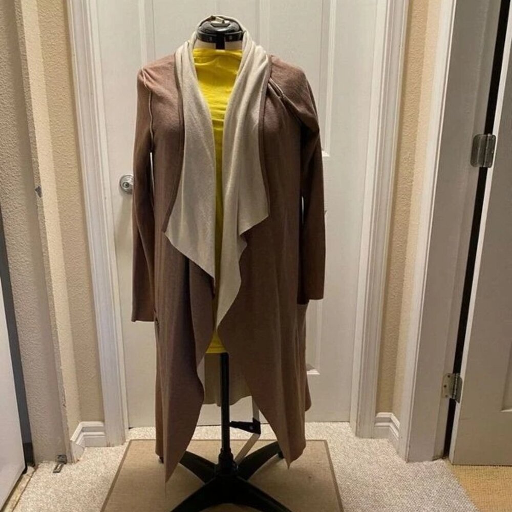 Women’s Brown & Cream Open Front Cardigan with Pockets – Cozy Knit Sweater